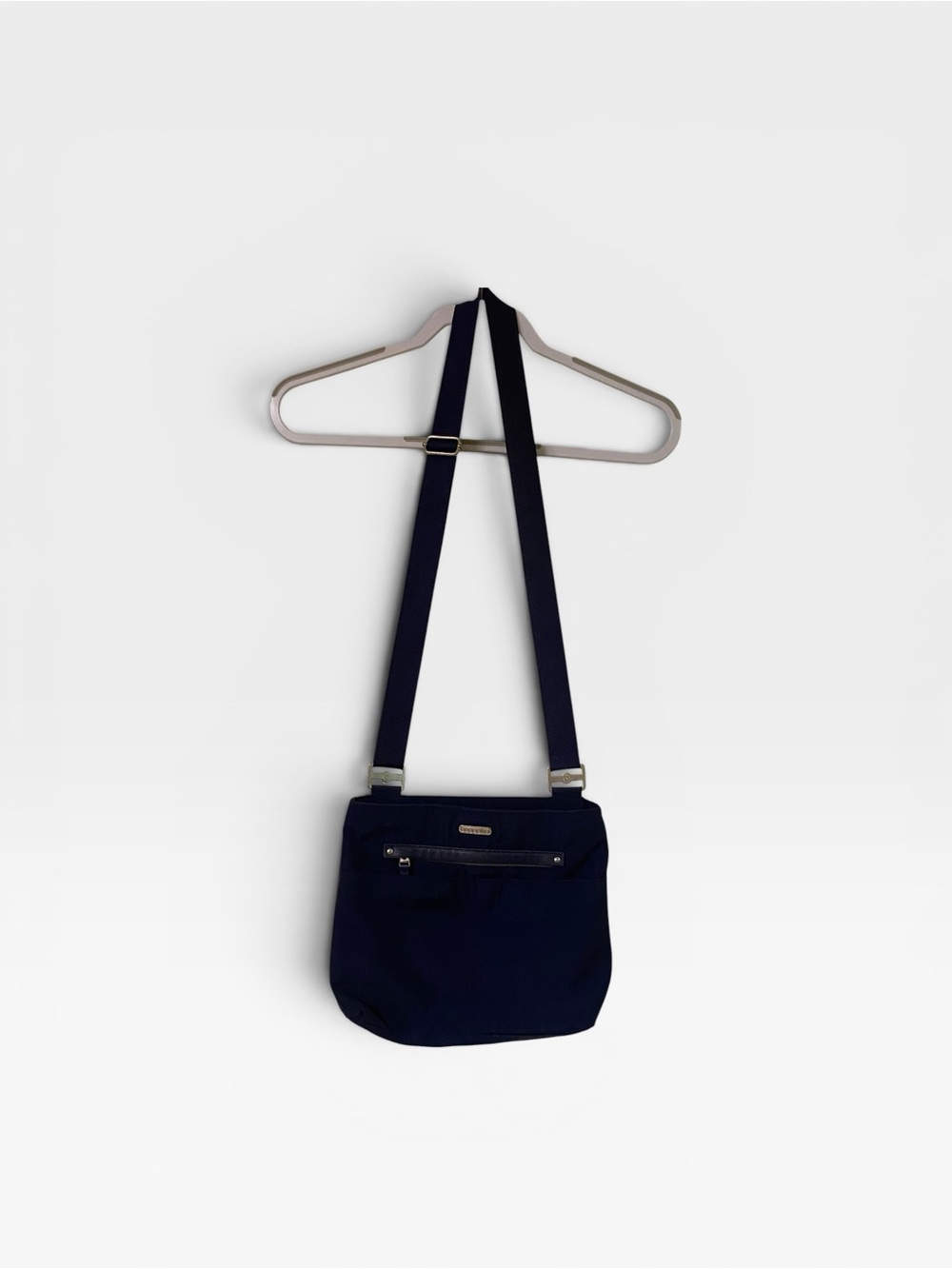 Baggallini Navy Crossbody Shoulder Bag NEW - Picture 2 of 8